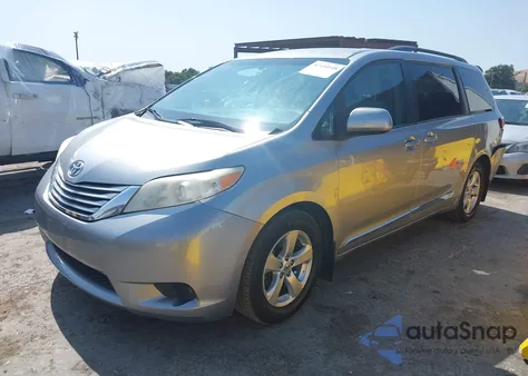 2017 Toyota Sienna Le 8 Passenger from USA, damaged, VIN 5TDKZ3DC6HS829782